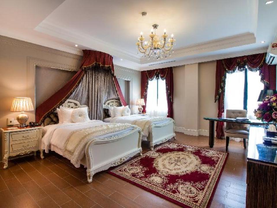 villa private pool Malaysia