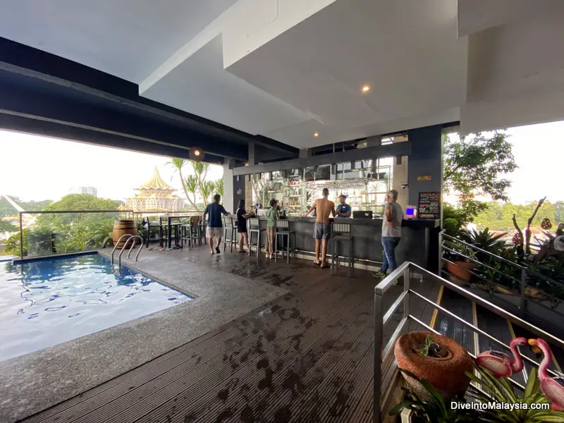 The Waterfront Hotel Kuching Zapatos pool bar