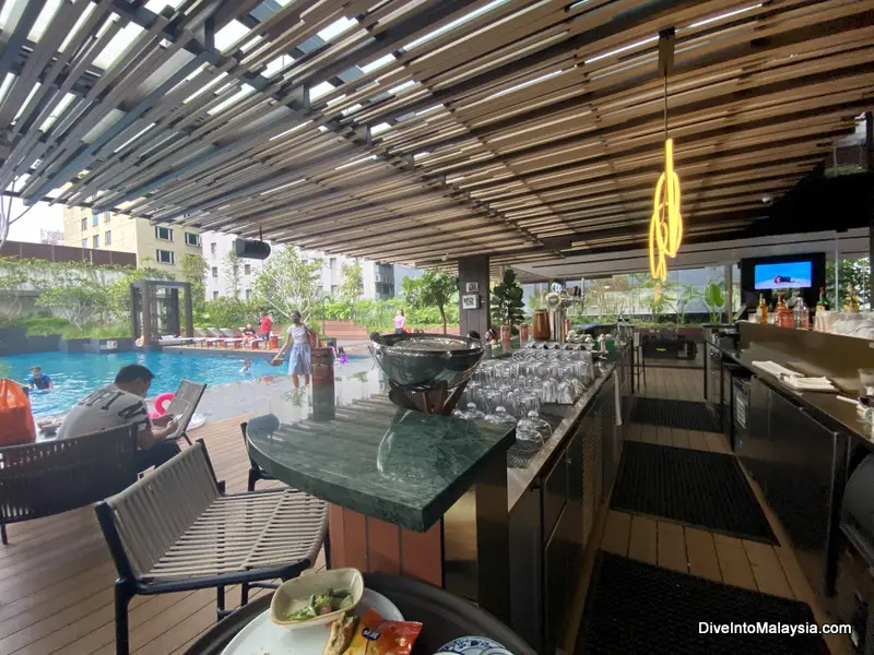 PARKROYAL Collection Kuala Lumpur Skye Chill bar and cafe