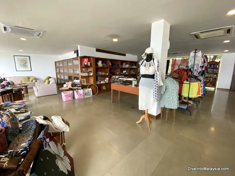 Tanjung Rhu Resort shop