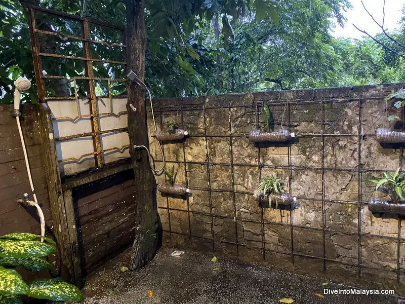 Sepilok Forest Edge Resort outdoor shower twin chalet standard