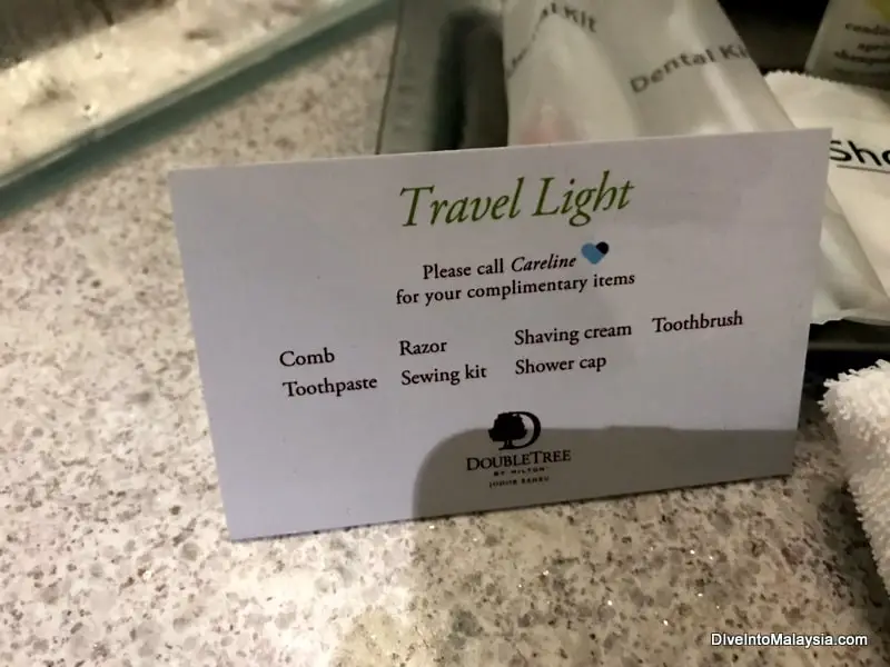 DoubleTree Hilton JB bathroom