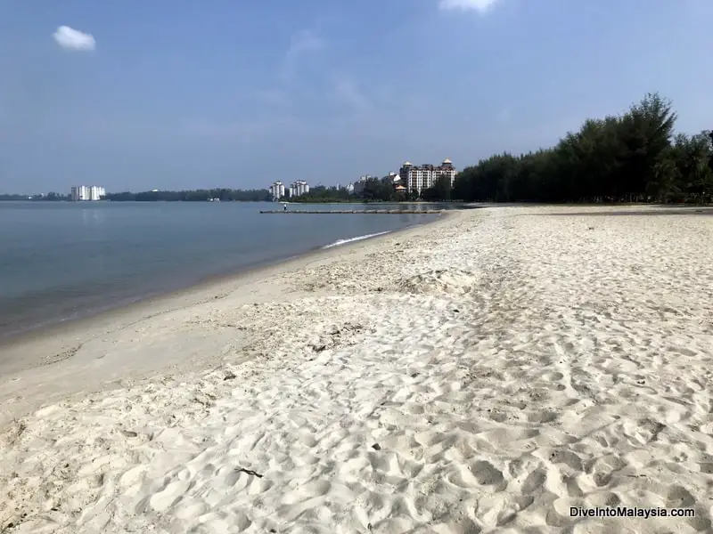 pantai bagan pinang pd