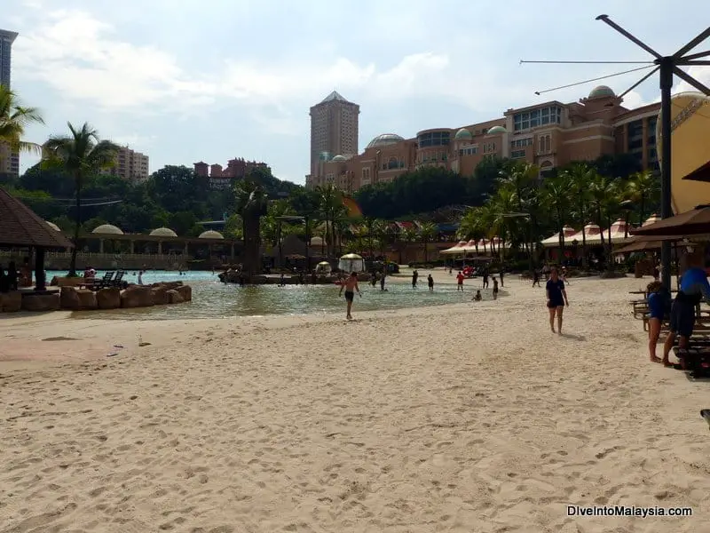 Sunway Lagoon beach and Sunway Lagoon how to get there