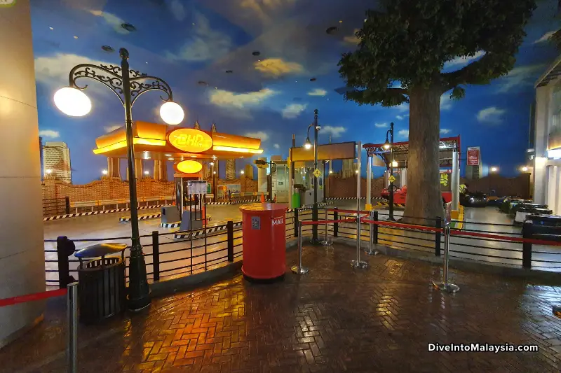 KidZania Kuala Lumpur Petrol station